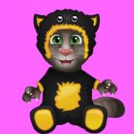 Baby Talking Tom Bathing
